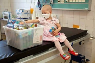 Помощь детям с онкологическими заболеваниями