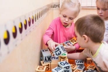 Учим ребенка заниматься благотворительностью