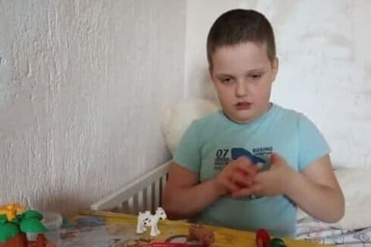 Кутровский Виталий с диагнозом атипичный аутизм успешно прошел курс реабилитации