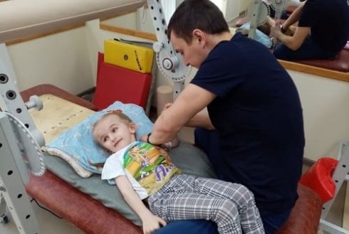 В Центре нейрореабилитации начался курс лечения Сотовой Веры