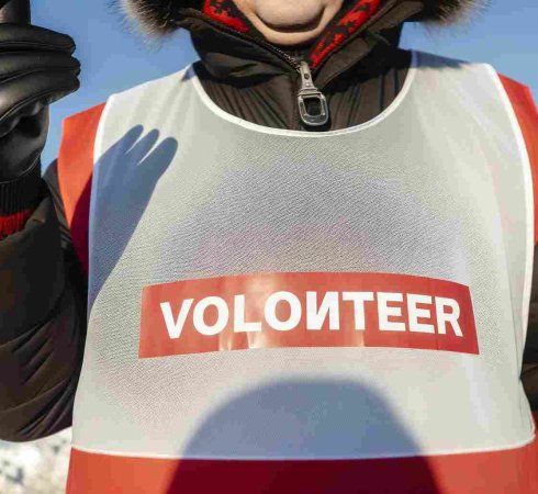 Помощь волонтеров