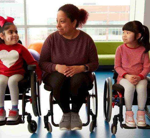 РЦ «Киндер штаб» является партнером фонда «Анна Мария»